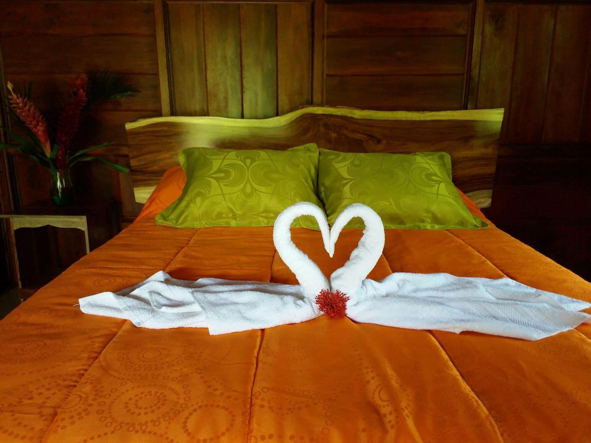 Rancho De Lelo Ecolodge Monteverde ภายนอก รูปภาพ